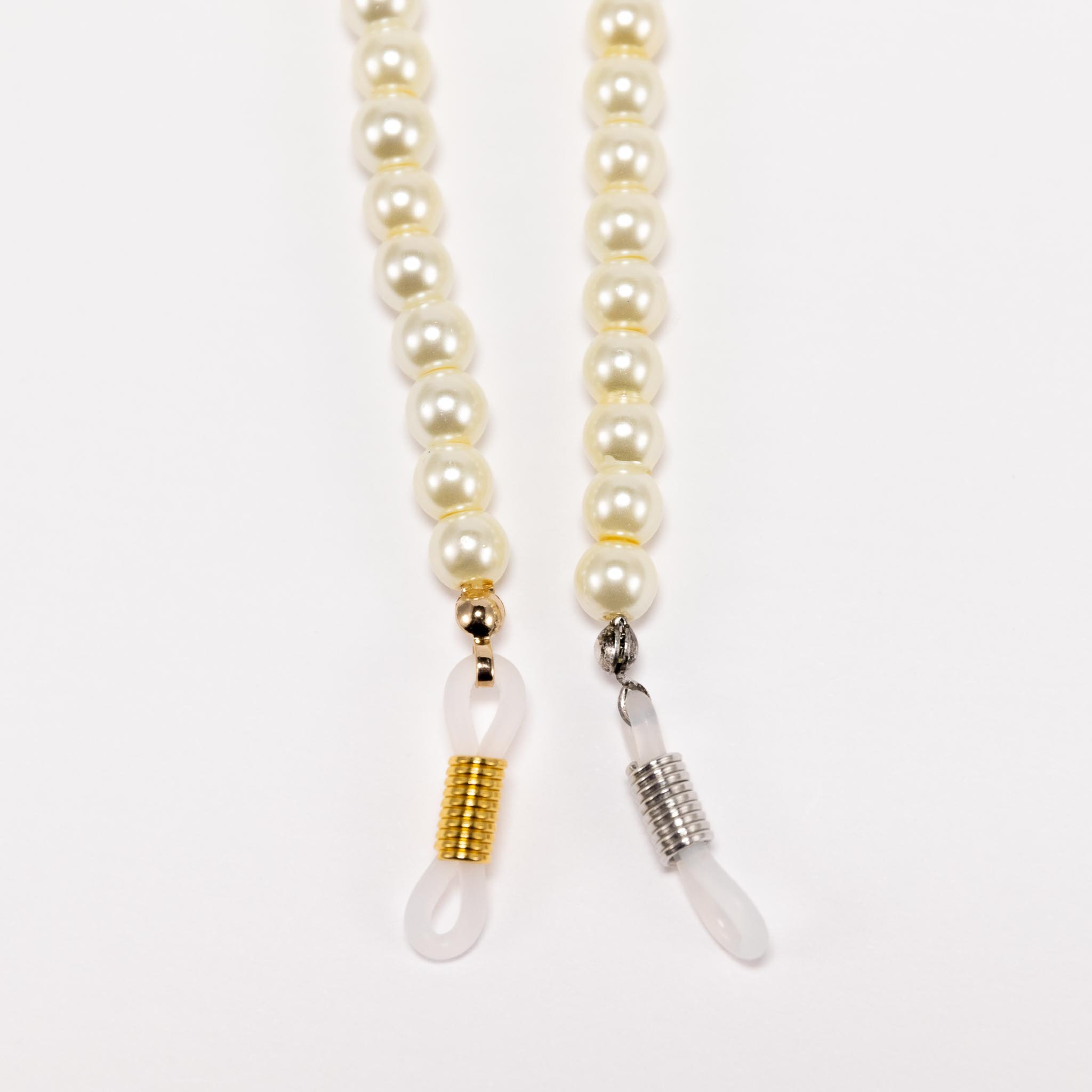 Glass pearls store